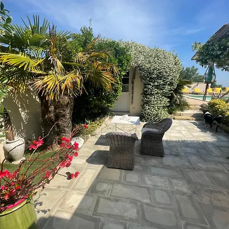Mas Des Paz Villa Aigues-Mortes Exterior photo