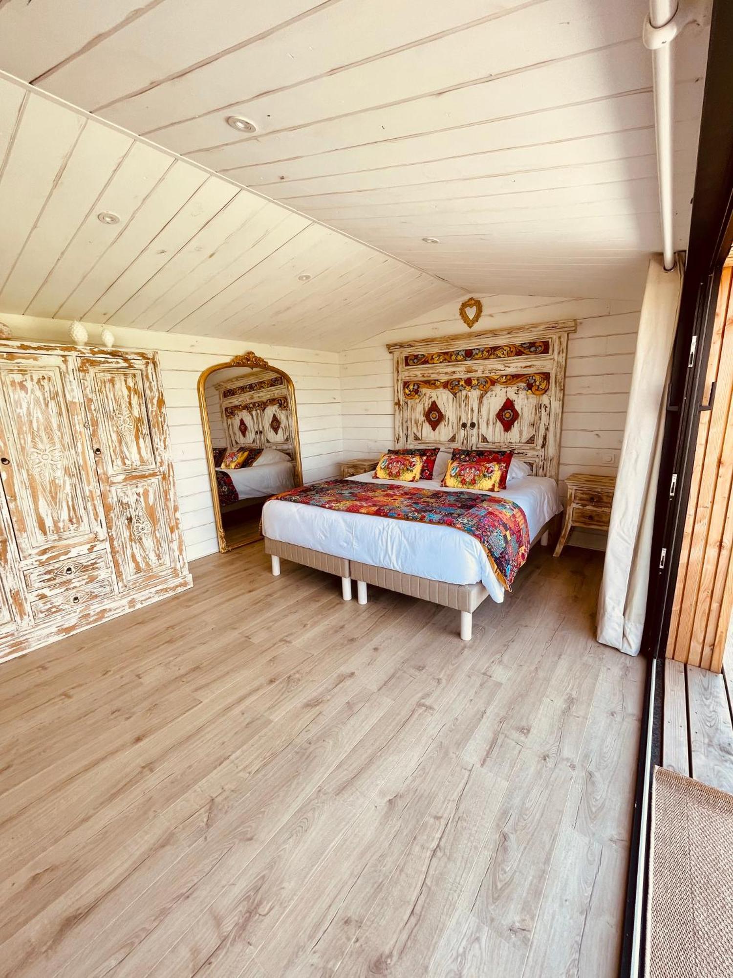 Holiday home Mas Des Paz Aigues-Mortes